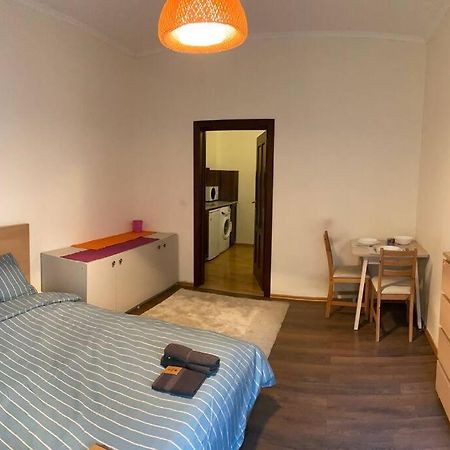 Opera Apartment 2 With Wifi & Tv Sofia Exterior foto